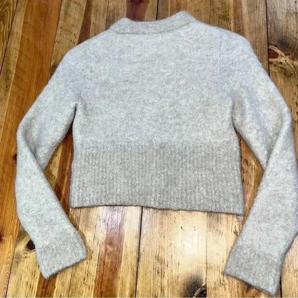 & Other Stories Los Angeles Atelier Alpaca Cropped Sweater - Picture 3 of 11